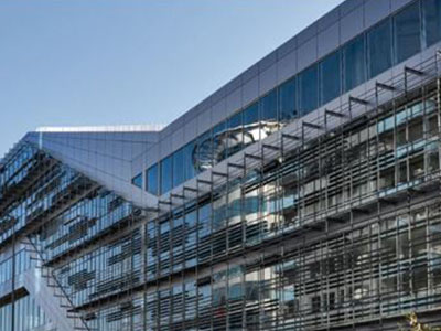 Zbatimi i sistemit te hijezimit diellore, Qendra T Zbatimi i sistemit te hijezimit diellore, Qendra T